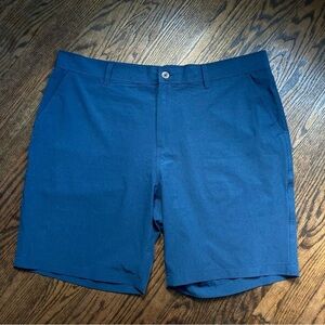 32 Degrees Blue Flat Front Shorts Stretchy Athletic Design